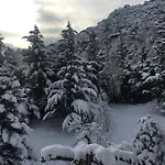 260m2 Unique Mountain House In Parnasos * Lílaia