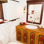 Сasa de vacaciones 260m2 Unique Mountain House In Parnasos Lílaia