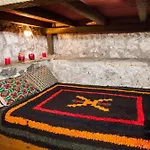 260m2 Unique Mountain House In Parnasos *