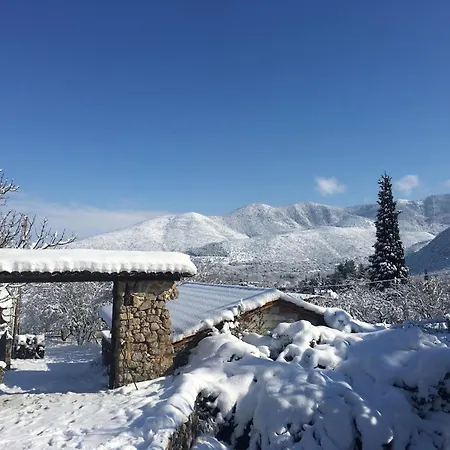 260m2 Unique Mountain House In Parnasos Casa vacanze