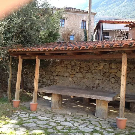 260m2 Unique Mountain House In Parnasos Dom wakacyjny Lílaia