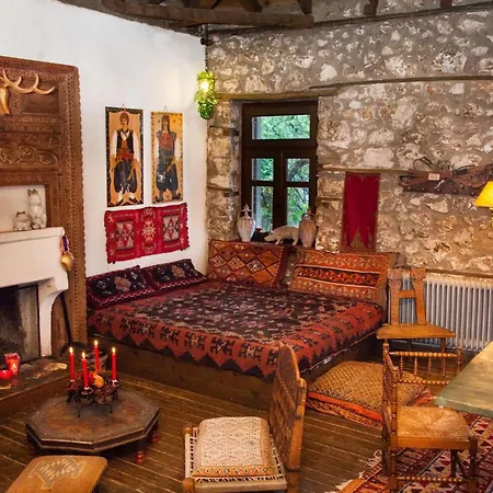 260m2 Unique Mountain House In Parnasos Dom wakacyjny *