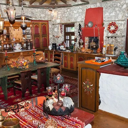 260m2 Unique Mountain House In Parnasos