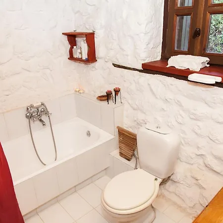 260m2 Unique Mountain House In Parnasos Dom wakacyjny Lílaia