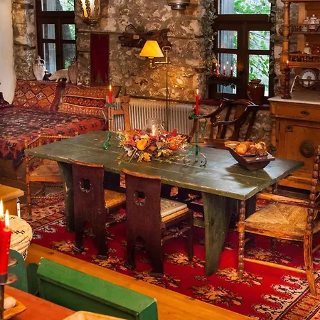 Holiday home 260m2 Unique Mountain House In Parnasos Lilaia