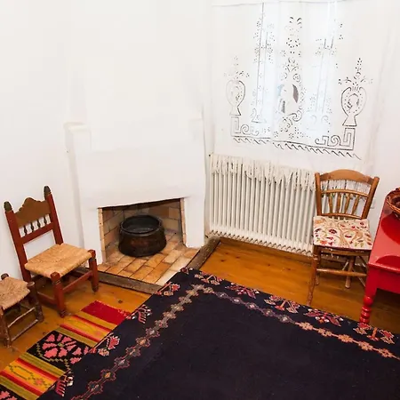 260m2 Unique Mountain House In Parnasos Dom wakacyjny