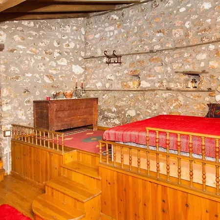 260m2 Unique Mountain House In Parnasos Dom wakacyjny Lílaia