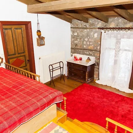 260m2 Unique Mountain House In Parnasos *