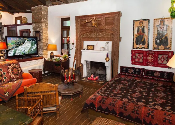 260m2 Unique Mountain House In Parnasos * Λιλαία