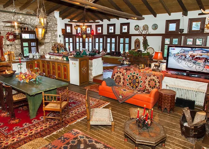 260m2 Unique Mountain House In Parnasos