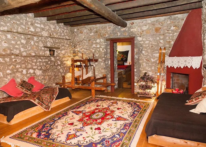 260m2 Unique Mountain House In Parnasos Σπίτι διακοπών